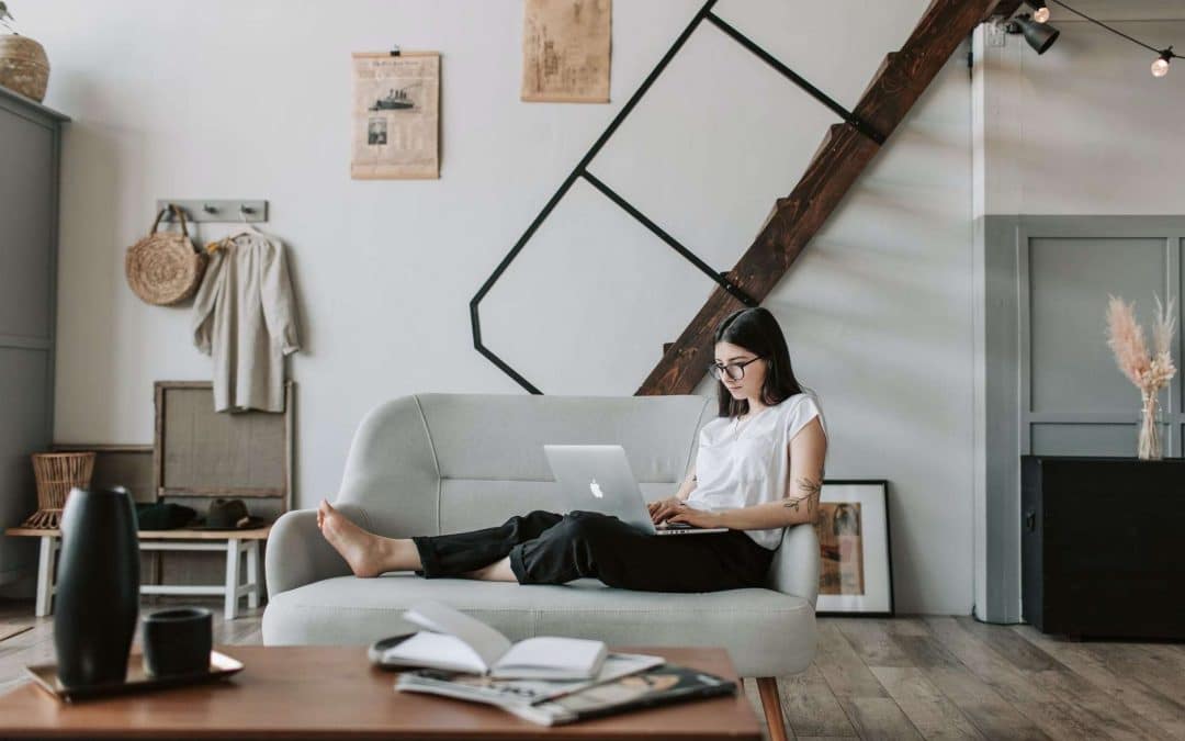 Starting an E-Commerce Business: A Beginner’s Guide