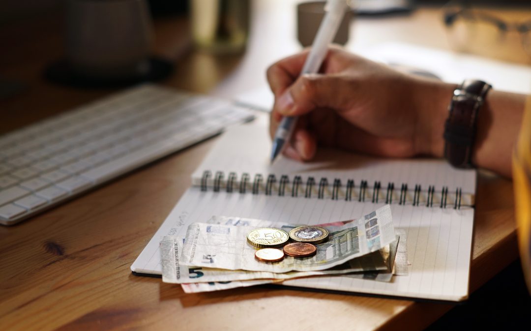 Tax-Free Personal Finance in Dubai: Saving, Investing, and Retirement Planning